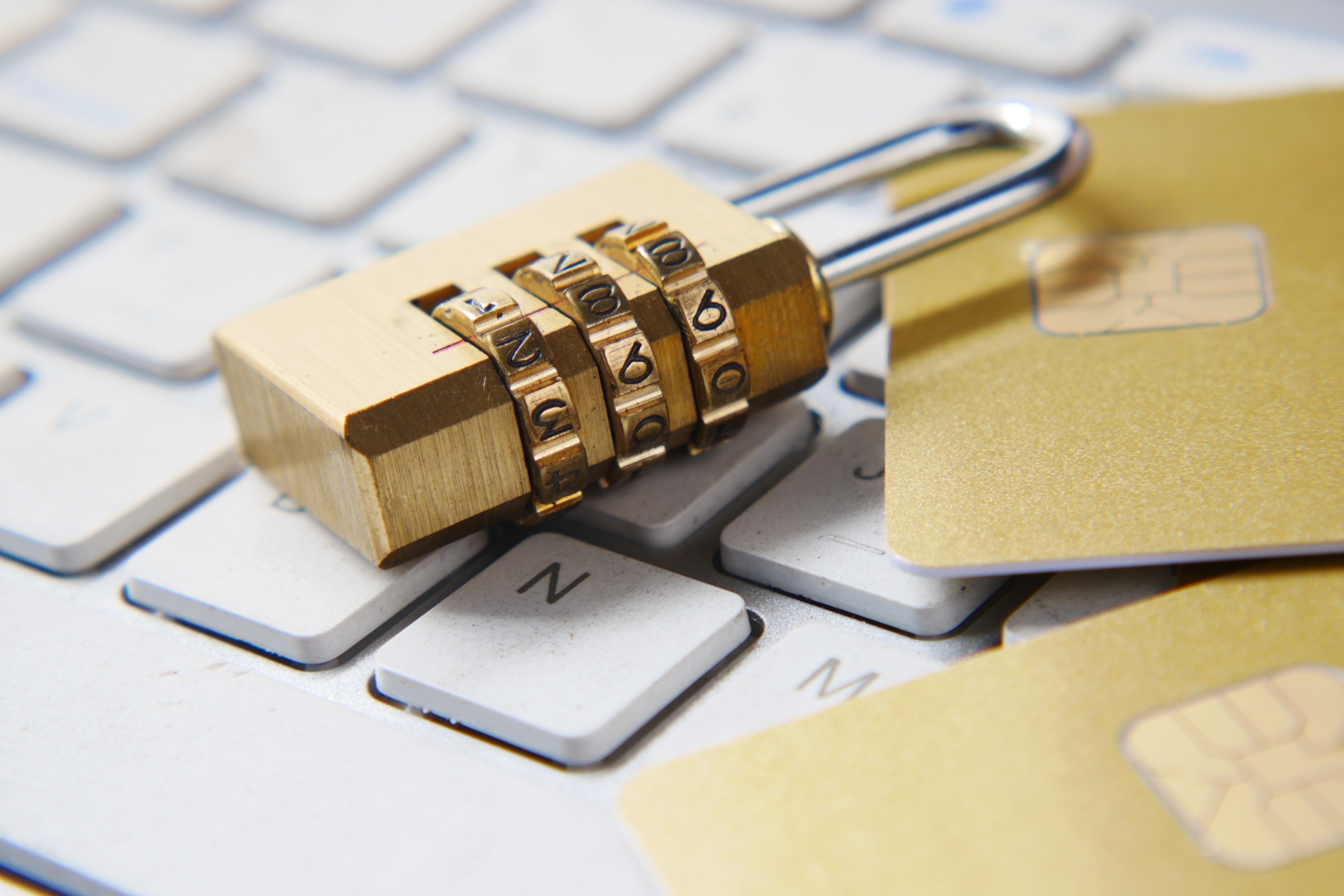 Cybersecurity: 8 tips for homebanking Cybersecurity: 8 tips for homebanking